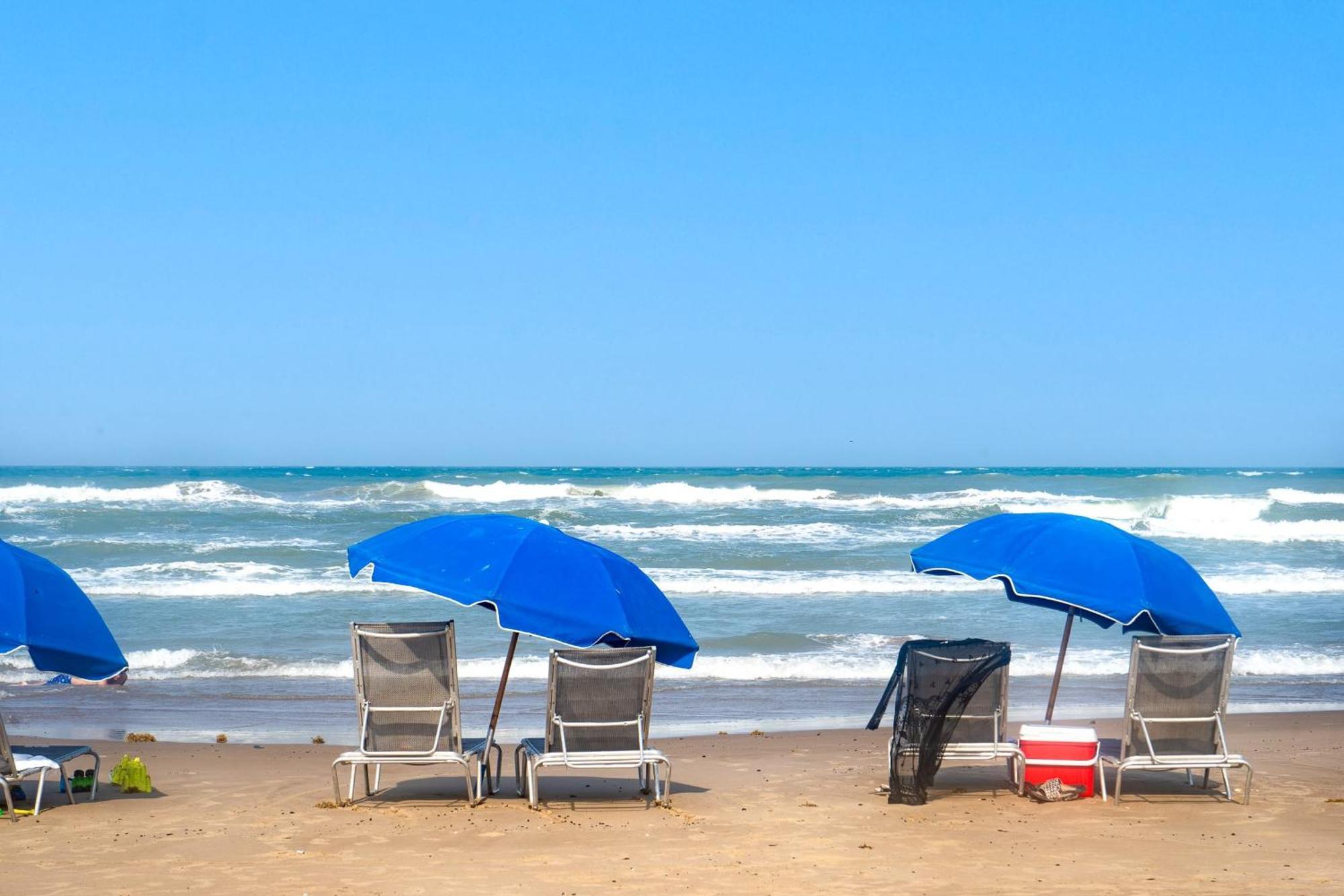Tropical Retreat Coastal 1br Getaway With Balcony 212 * South Padre Island